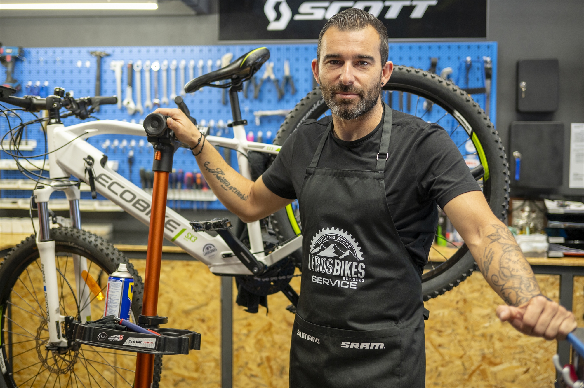 Λέρος: Δραπετεύοντας από τους ίσκιους του ασύλου-8