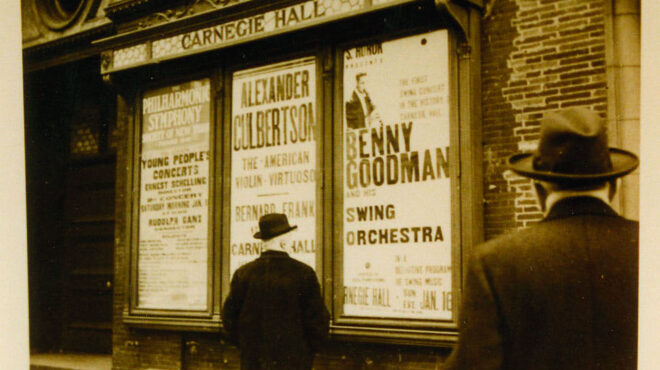 sing-sing-sing-with-a-swing-562806505