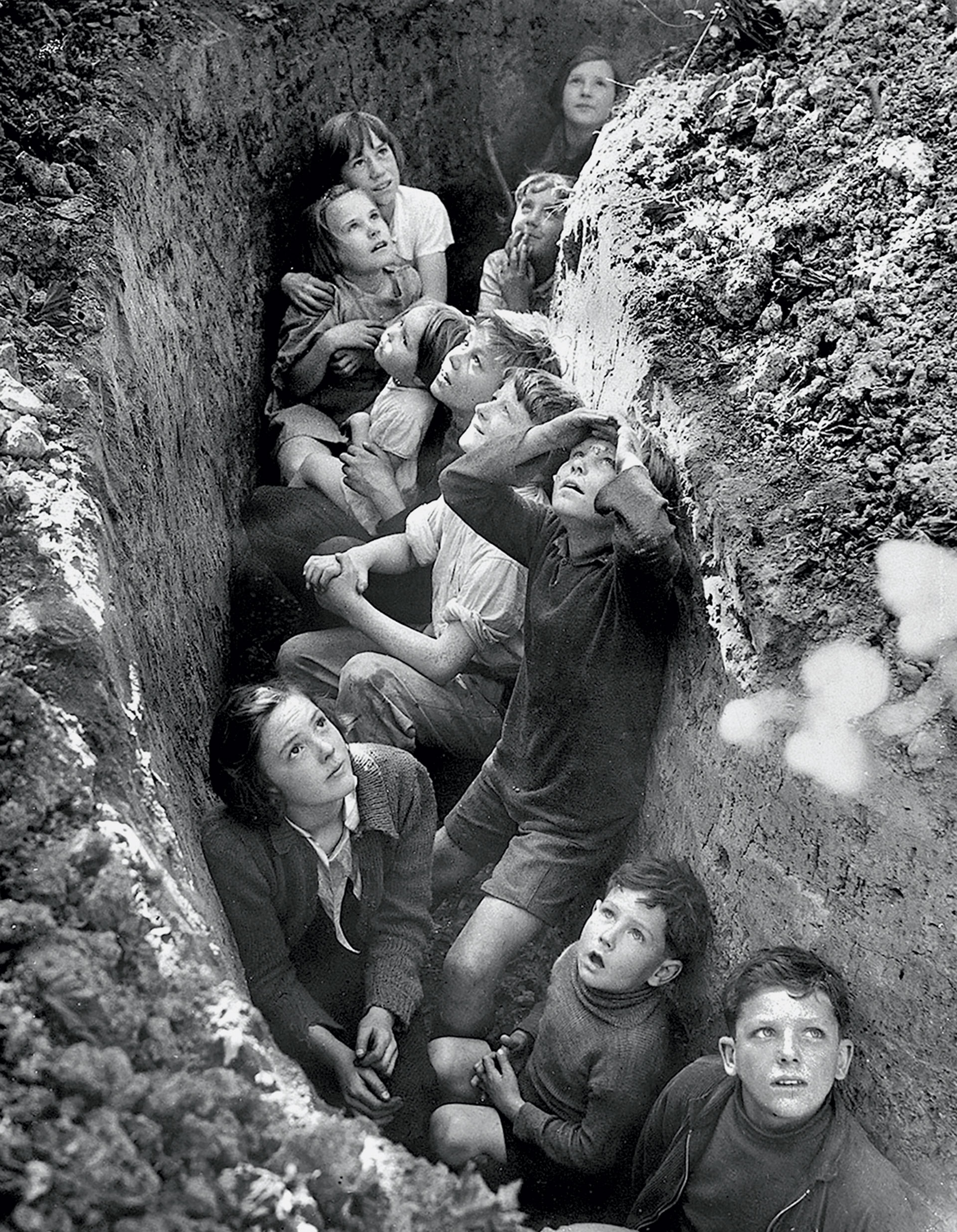 Η μάχη της Αγγλίας – Σφοδραί επιδρομαί-12