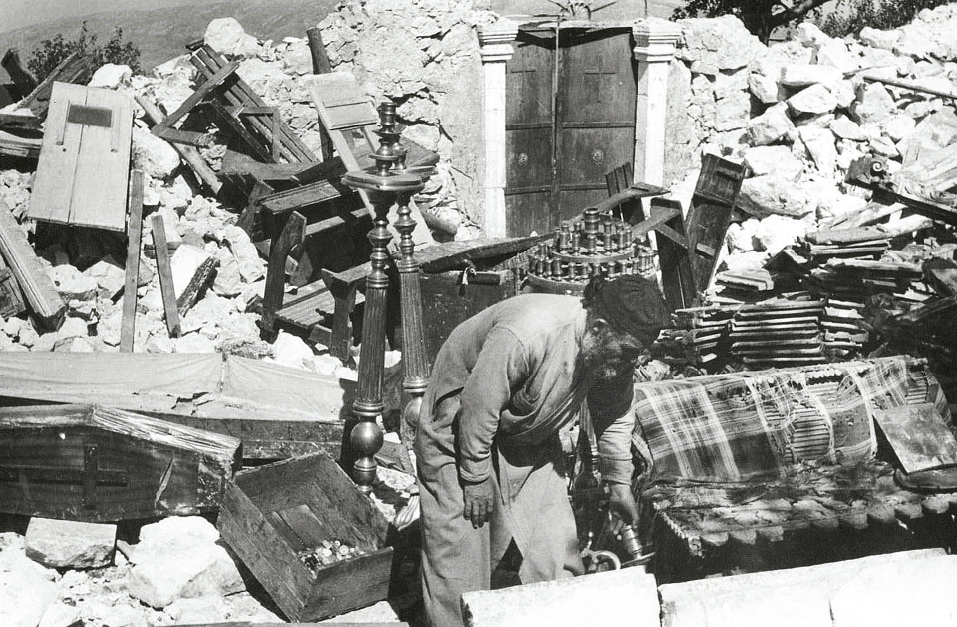 Ελένη Βλάχου – όλεθρος ασυλλήπτου εκτάσεως-11