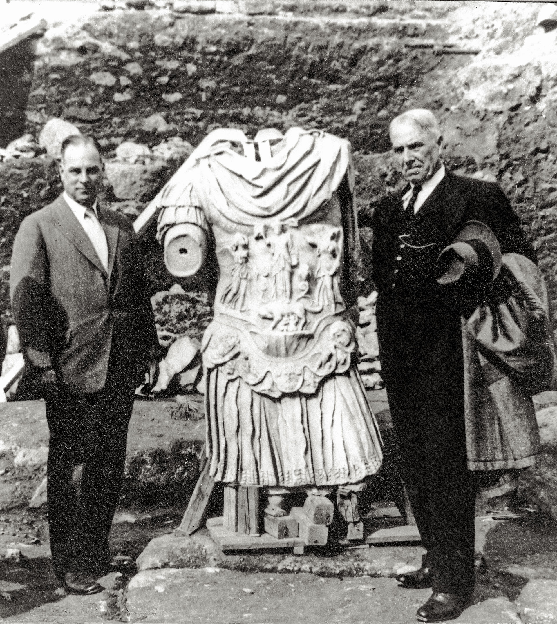 Μεγάλες ανακαλύψεις – Η σκαπάνη των αρχαιολόγων-13