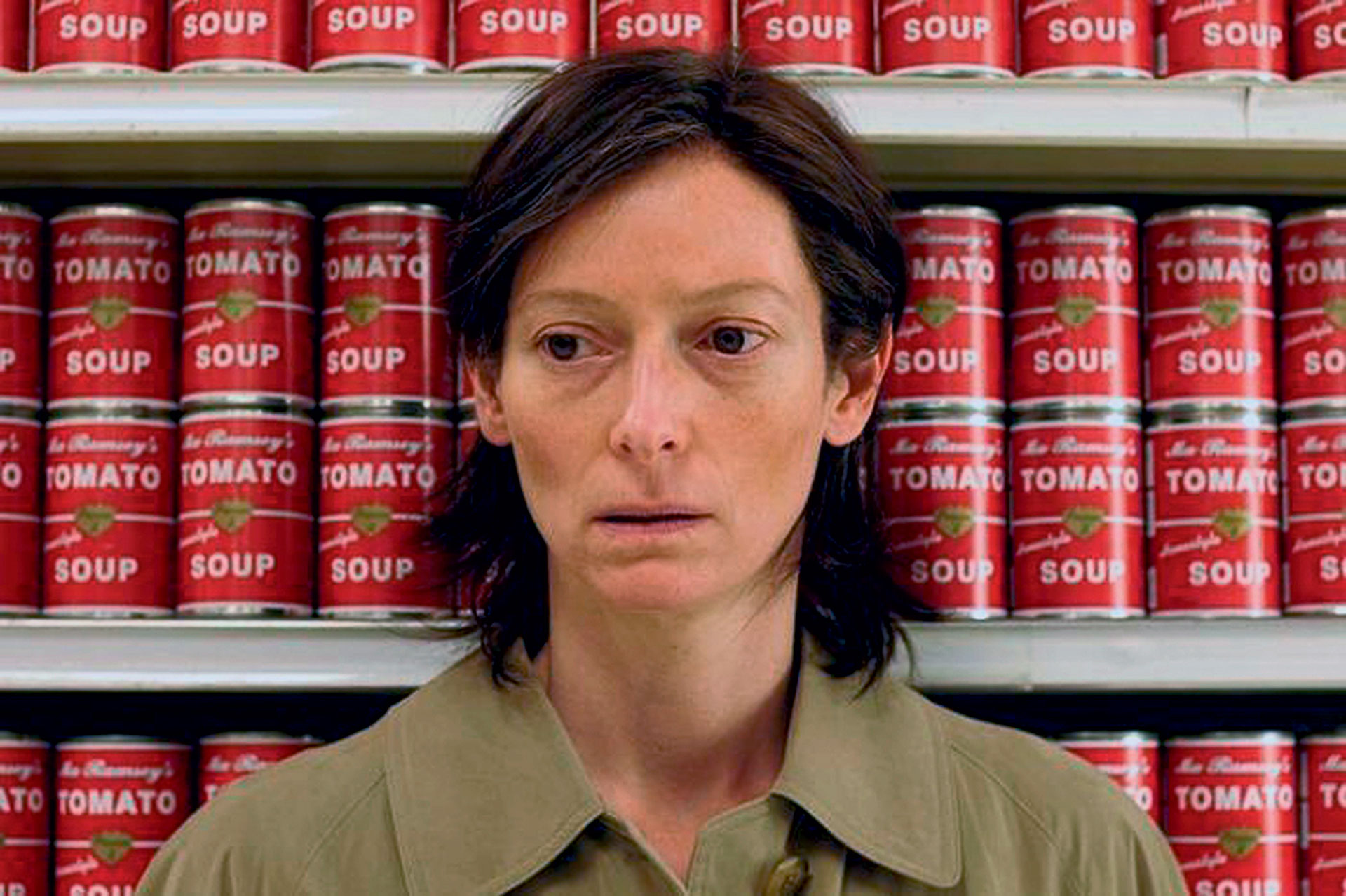 Τίλντα Σουίντον: «Στο σχολείο με πείραζαν δίχως έλεος»-4