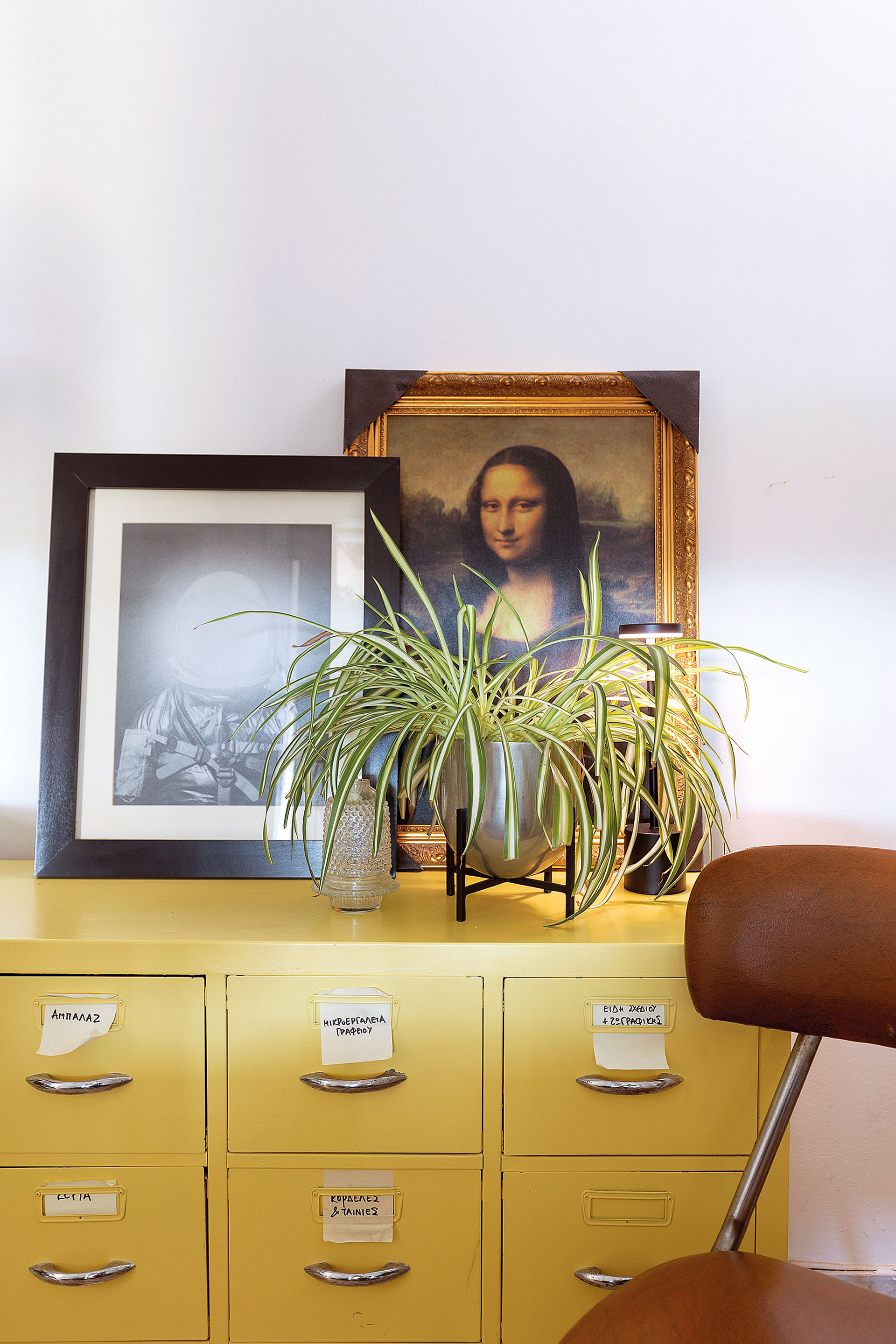 Ενα ρετρό διαμέρισμα στα Πατήσια που θυμίζει «παλιά Αθήνα»-3