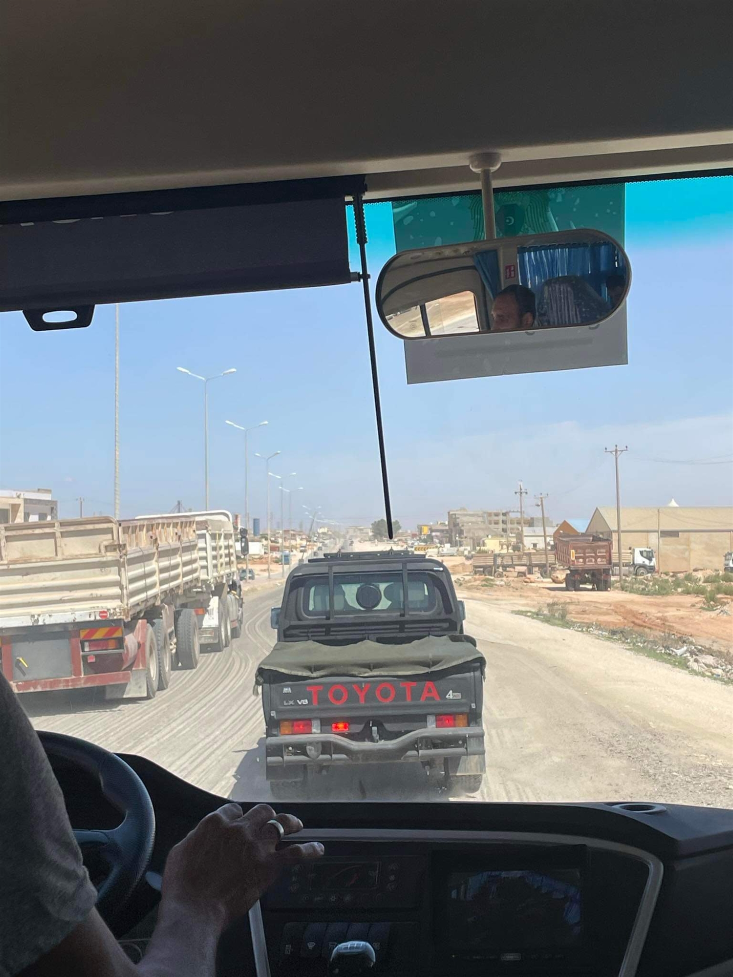 Με ένα κινεζικό βαν στη Λιβύη-3