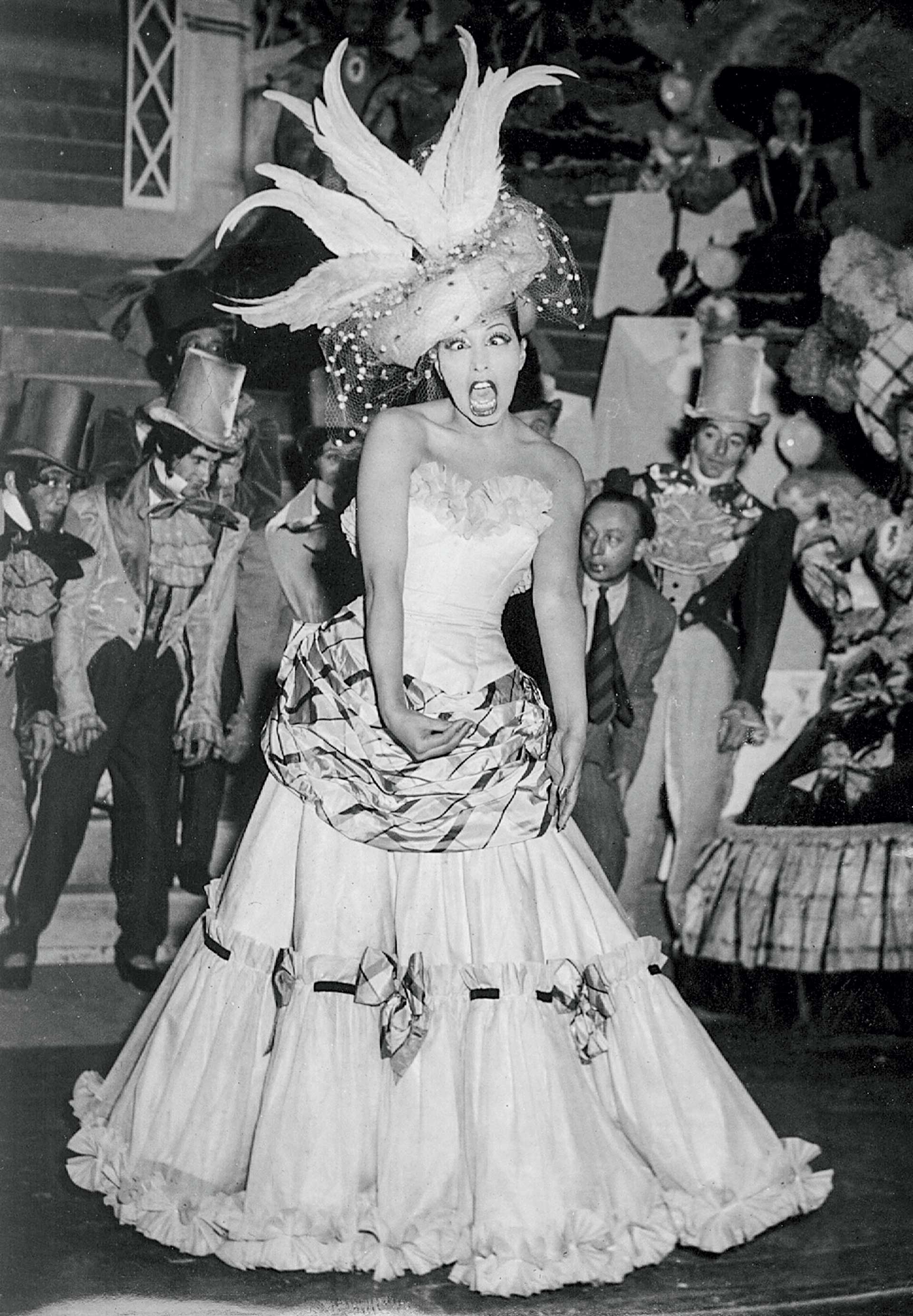 Ζοζεφίν Μπέικερ – Ολη ζωικότητα, όλη μορφασμούς!-16