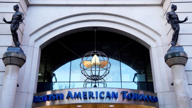 τέλος-εποχής-για-άλλοτε-κραταιές-καπν-562774687