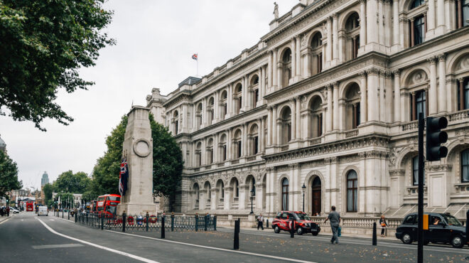 βρετανία-μακροχρόνια-κυβερνοκατασκ-562770403