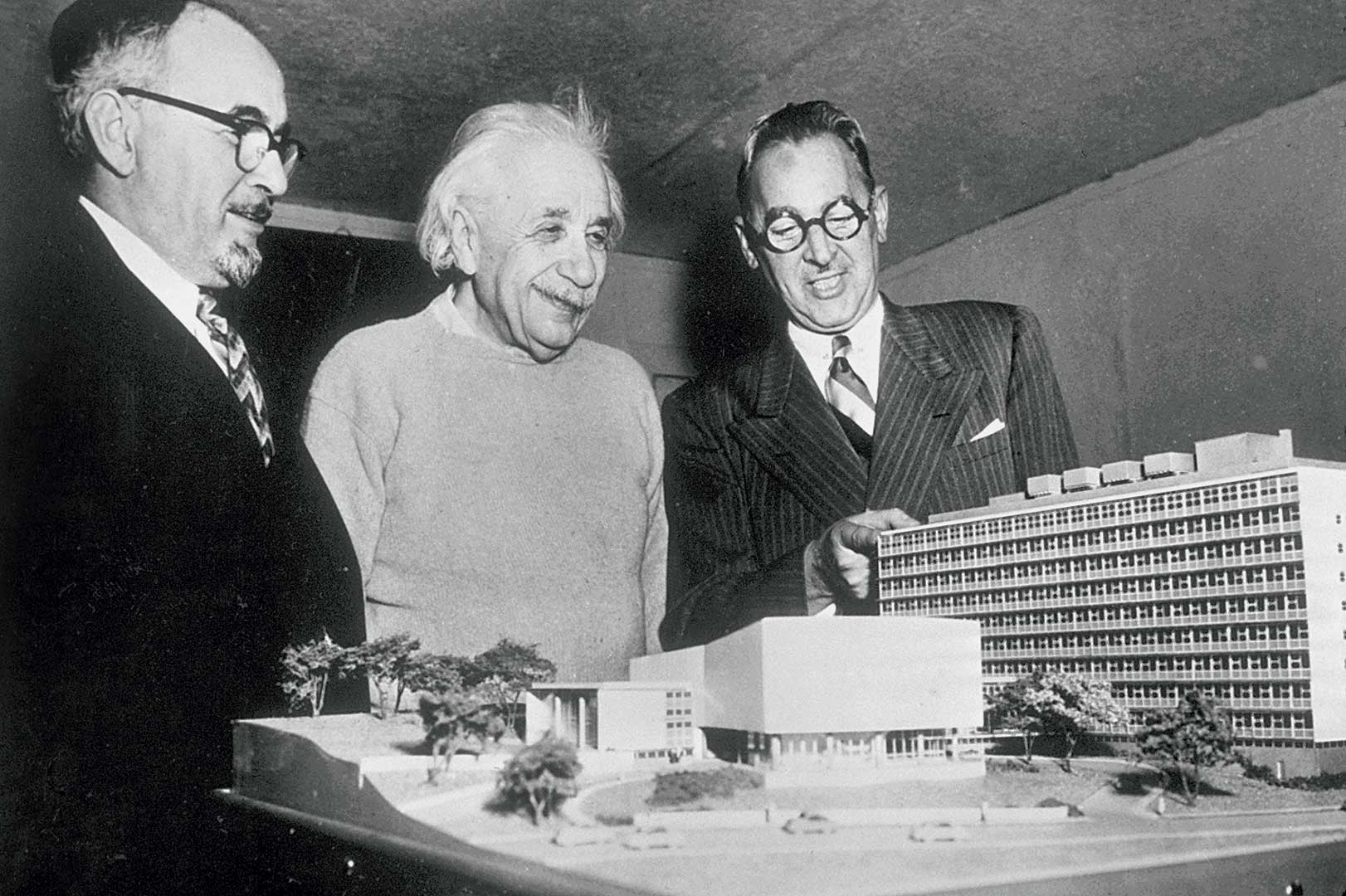 Aλμπερτ Αϊνστάιν – Μεταξύ γνώσεως και αγνωσίας-18