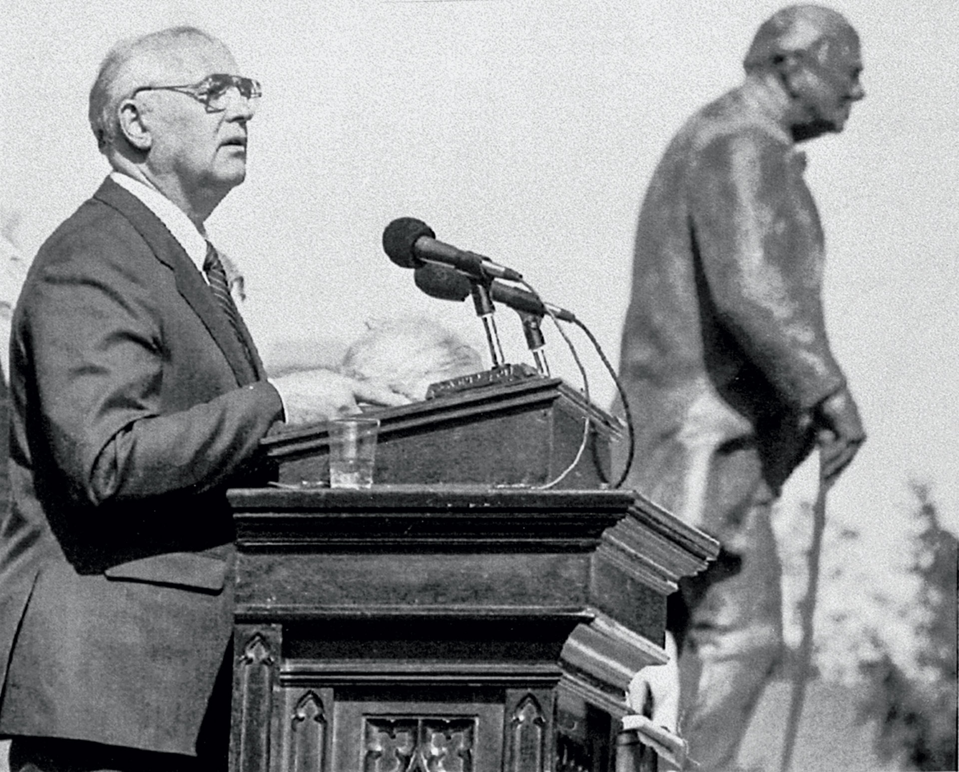 Ουίνστον Τσώρτσιλ – Σας λέγω, προσέξατε!-18