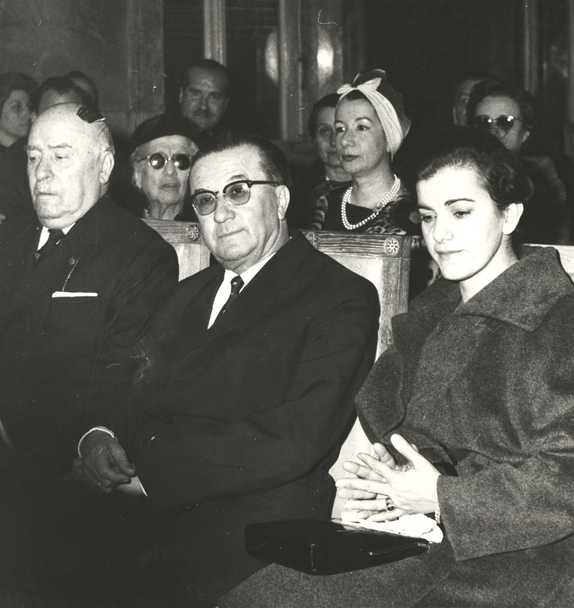 Πρωτομάστορας του ελληνικού θεάτρου-4