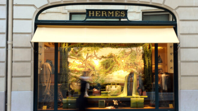 οι-δισεκατομμυριούχοι-του-οίκου-hermes-562774705