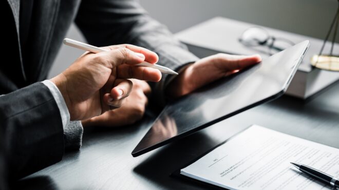 φρέναραν-τα-επιχειρηματικά-deals-το-2023-562807207