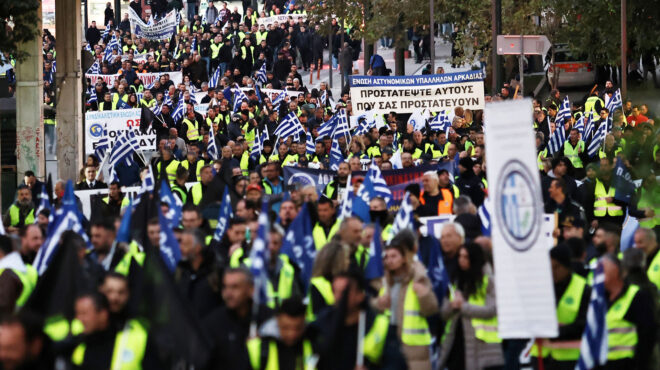 ξανά-στους-δρόμους-οι-ένστολοι-προστ-562790443