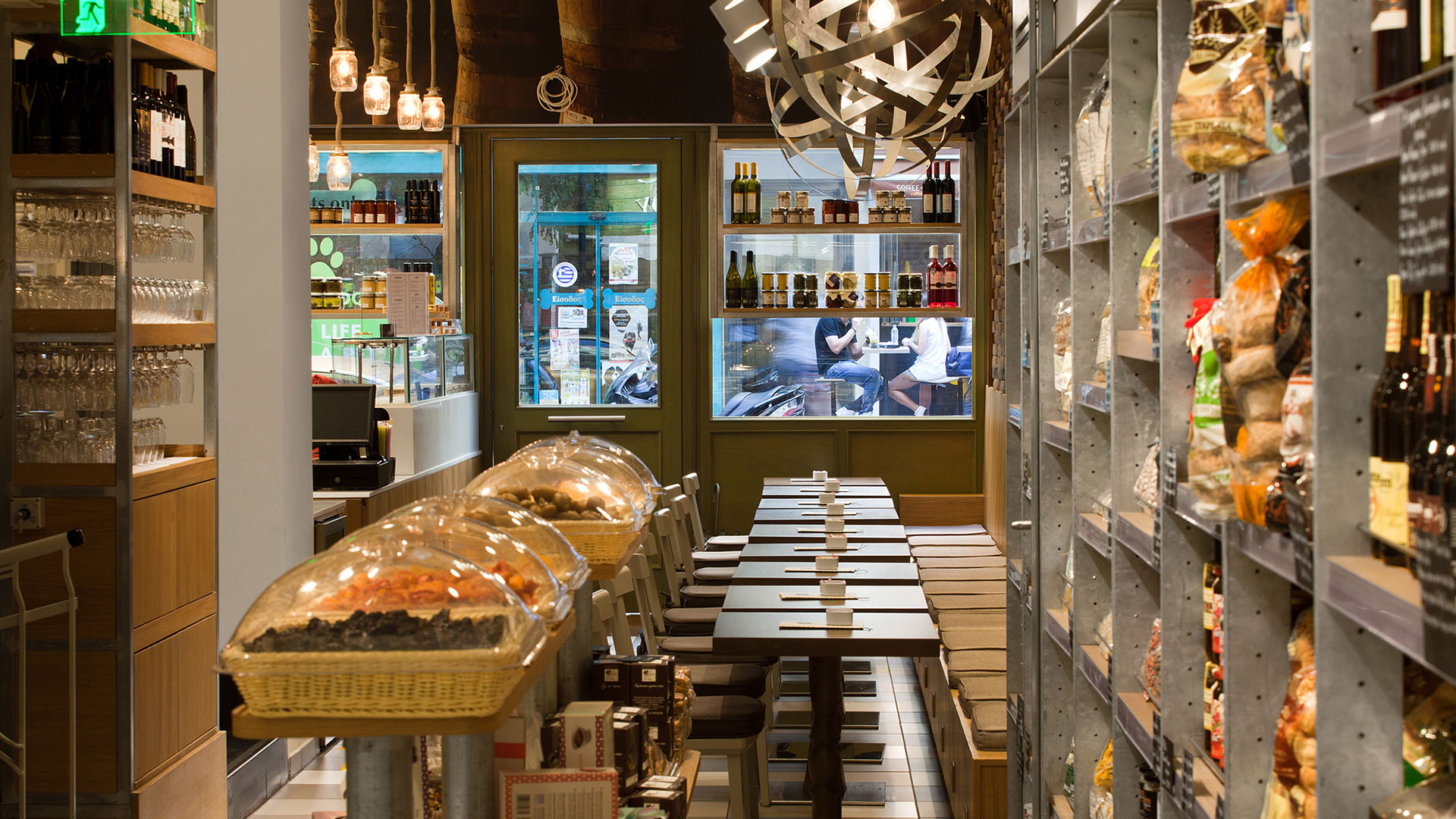 Ραντεβού στο τυράδικο: Σε αυτά τα 12 μαγαζιά βρήκαμε τα πιο ωραία τυριά για τις γιορτές-4