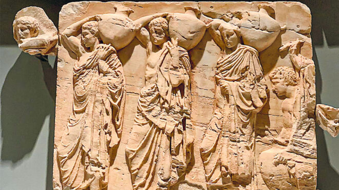 ο-παρθενώνας-η-υδρία-του-μειδία-και-τα-562765456