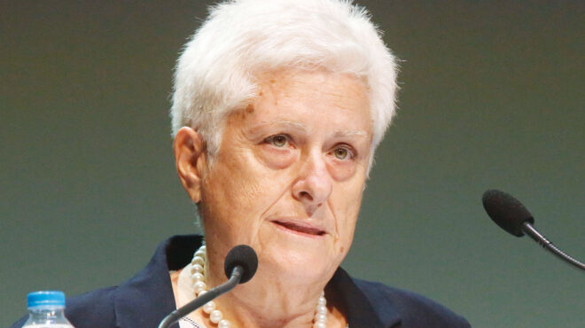 η-μαίρη-σαρπ-νέα-πρόεδρος-της-επιτροπή-562769221