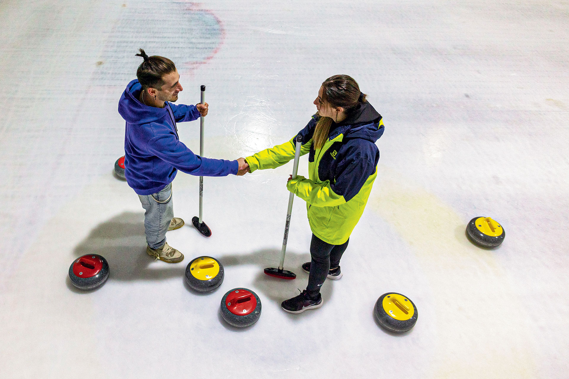 Τι είναι το κέρλινγκ και τι σχέση έχει με τον Γιώργο Καπουτζίδη-2