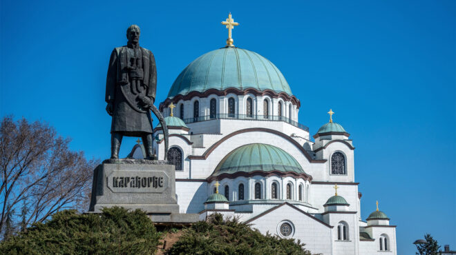 η-επανάσταση-με-άλλη-ματιά-562762288