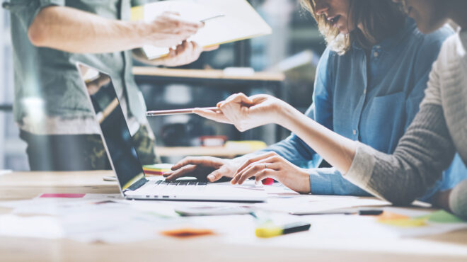 φτωχός-ευρωπαίος-ο-ελληνας-μισθωτός-562768420