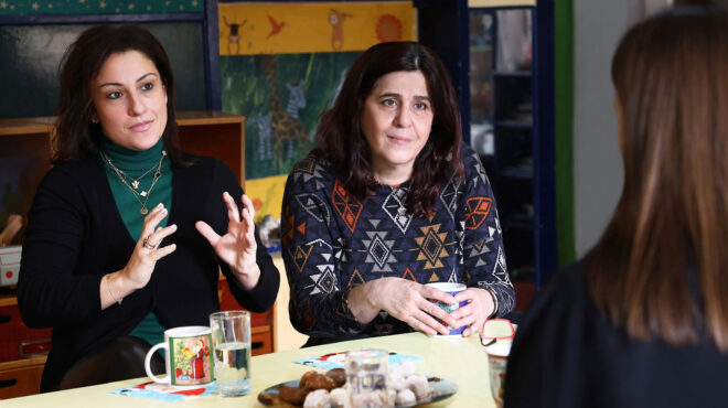 κάνουμε-ότι-και-μια-μαμά-αλλά-για-δεκα-562800358