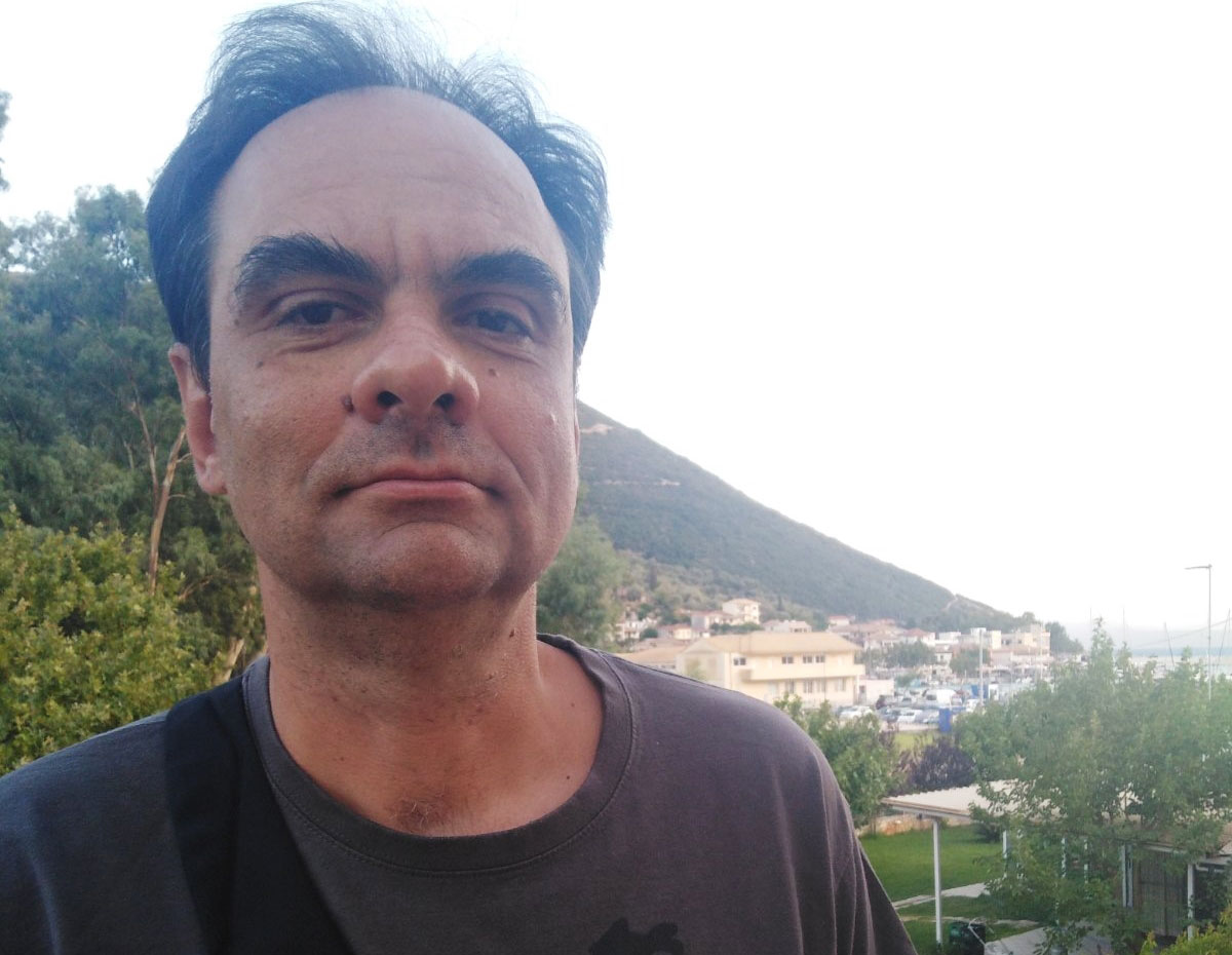 Η Ελλάδα σε ένα μόνιμο εκκρεμές-1