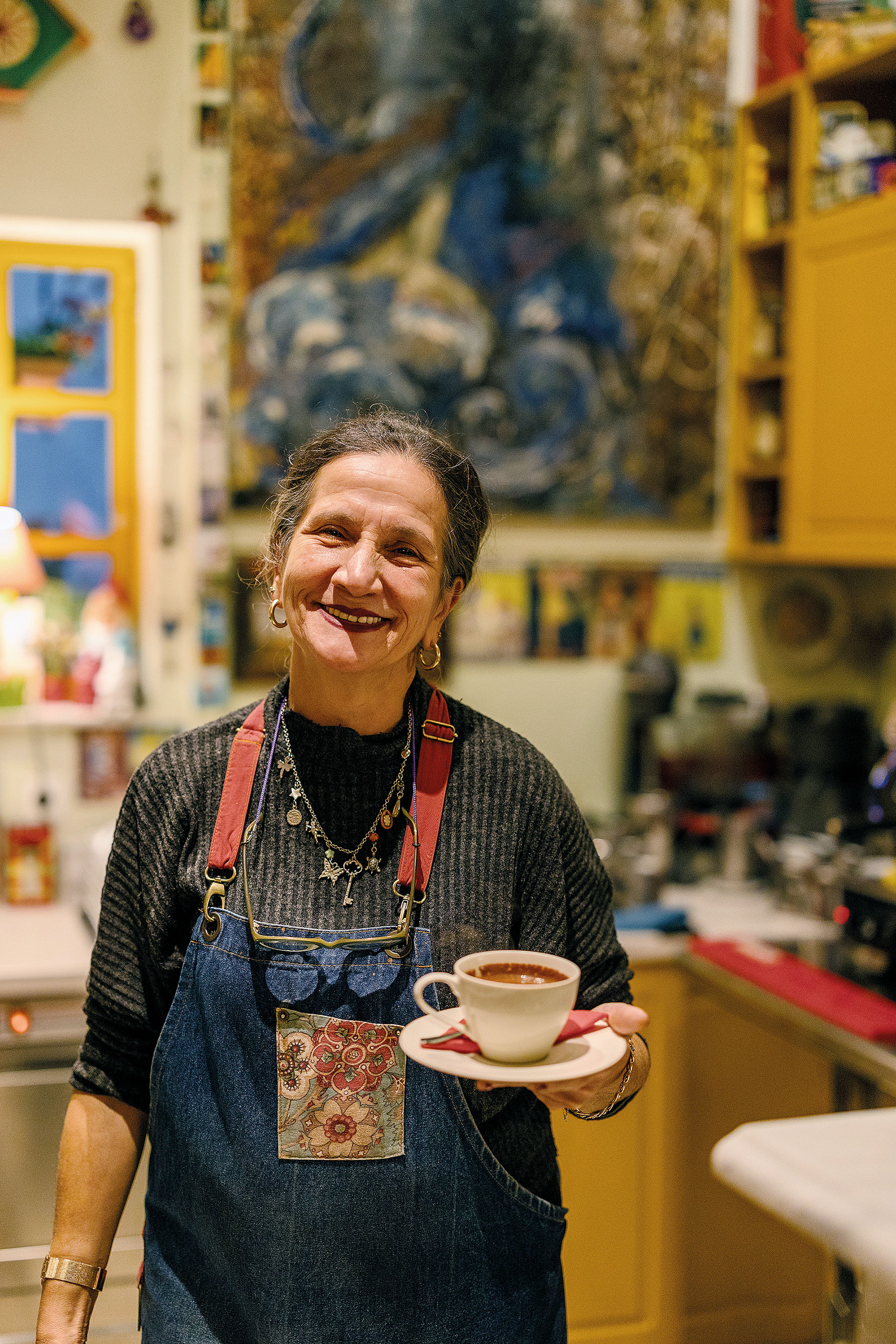 Μία «αλλιώτικη» στοά της Αθήνας που θυμίζει γειτονιά-3