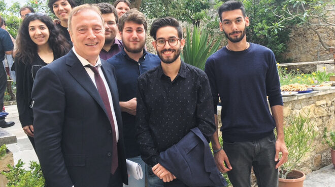 τιμητικός-τόμος-για-τον-νίκο-σταμπολί-562772947