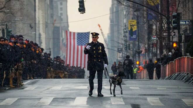 τζον-πάππας-αυλαία-σε-μια-καριέρα-18-ετώ-562764493