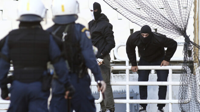 οπαδική-βία-αρση-απορρήτου-και-ότι-χρ-562790524