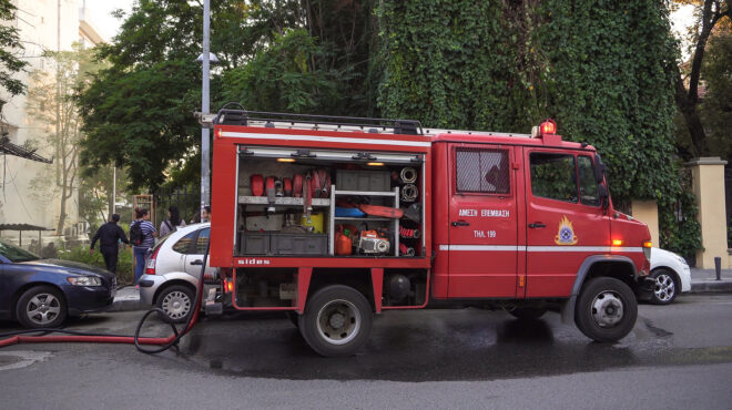θεσσαλονίκη-φωτιά-σε-διαμέρισμα-στη-ν-562762831