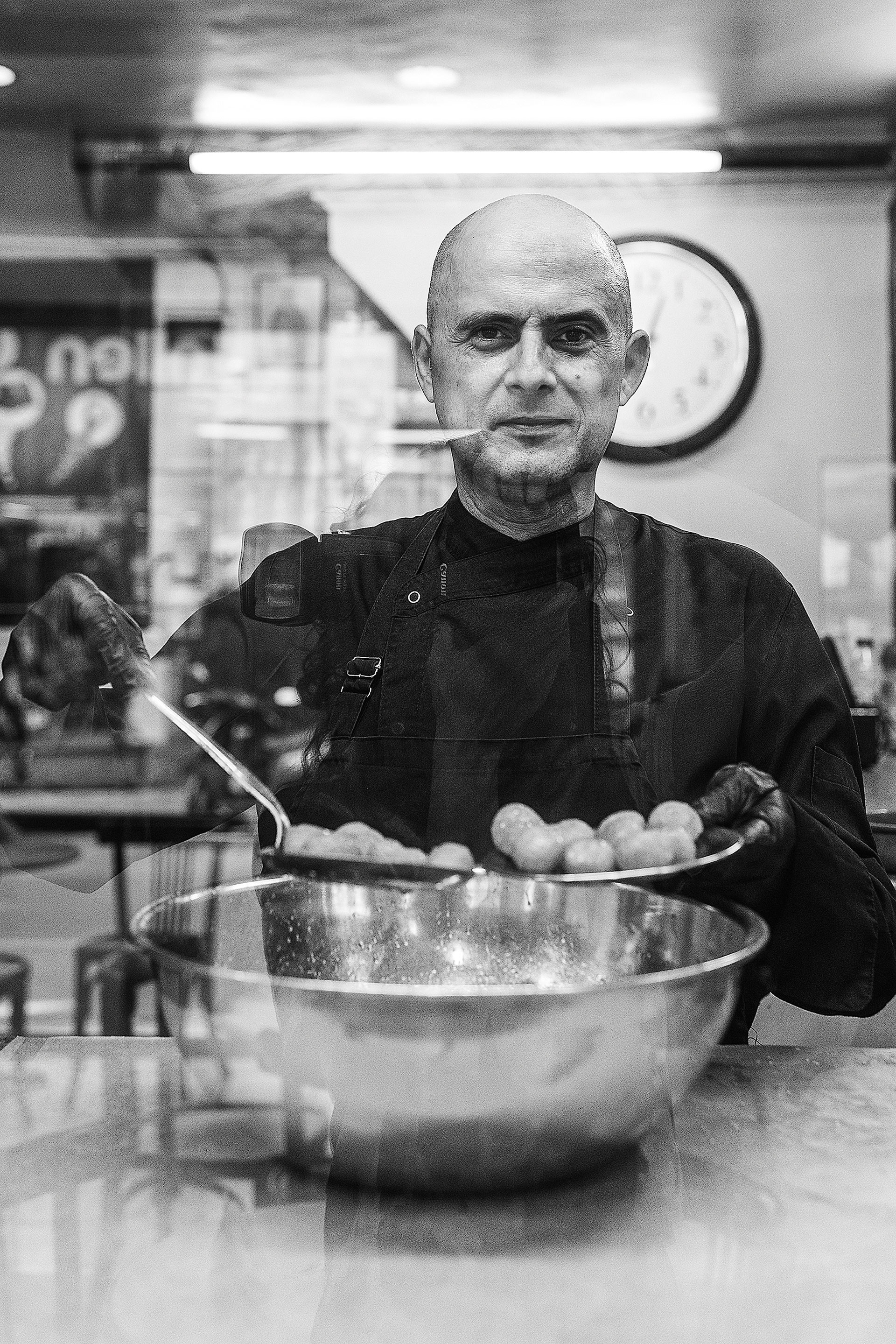 Πού να φάτε street food μετά τα ψώνια στο κέντρο της Αθήνας-4