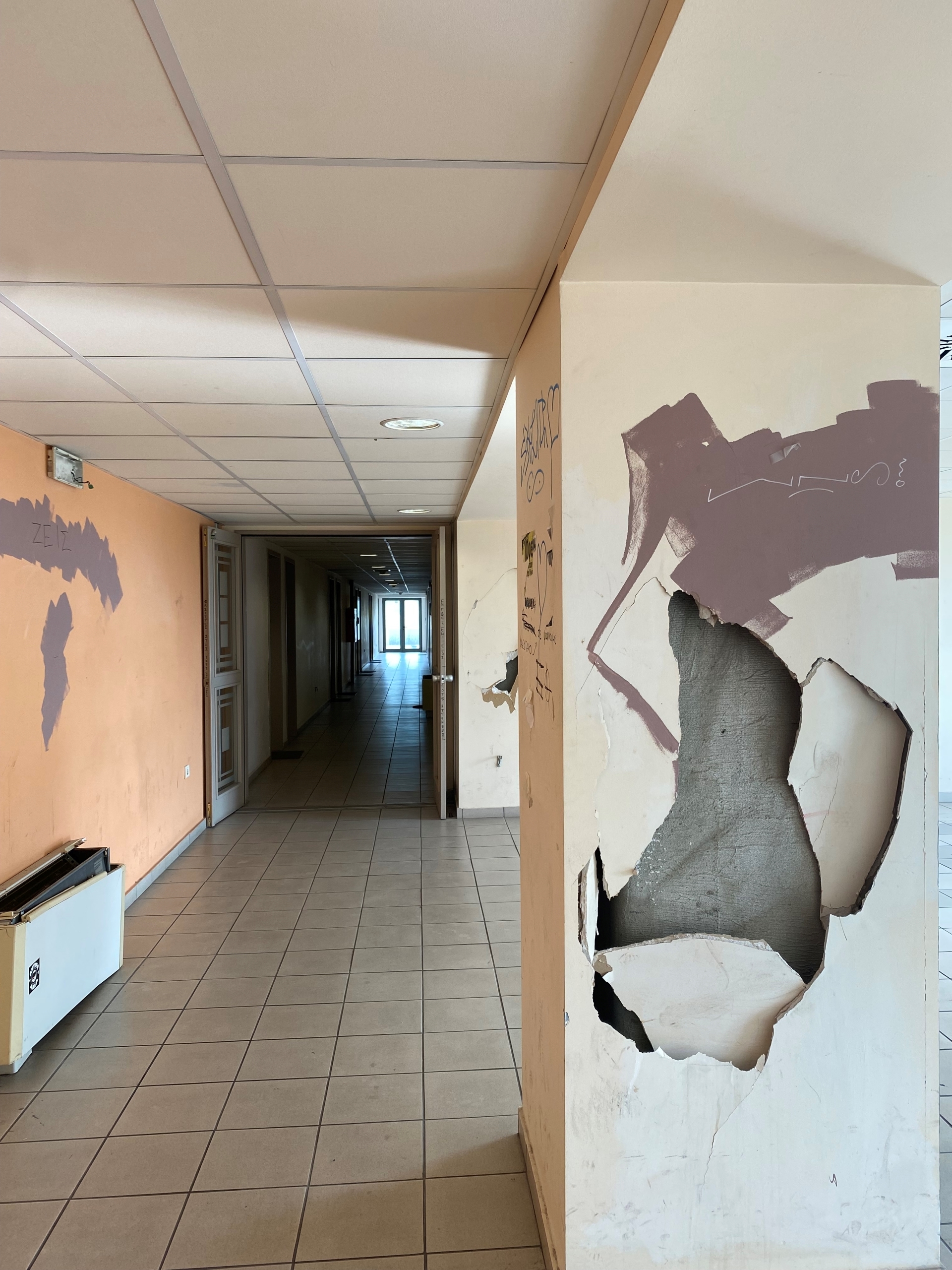 Μικρά καθημερινά θρίλερ στις φοιτητικές εστίες-3