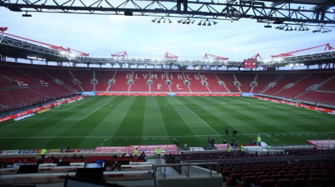 χωρίς-κόσμο-ο-ολυμπιακός-με-μπάτσκα-τό-562776331