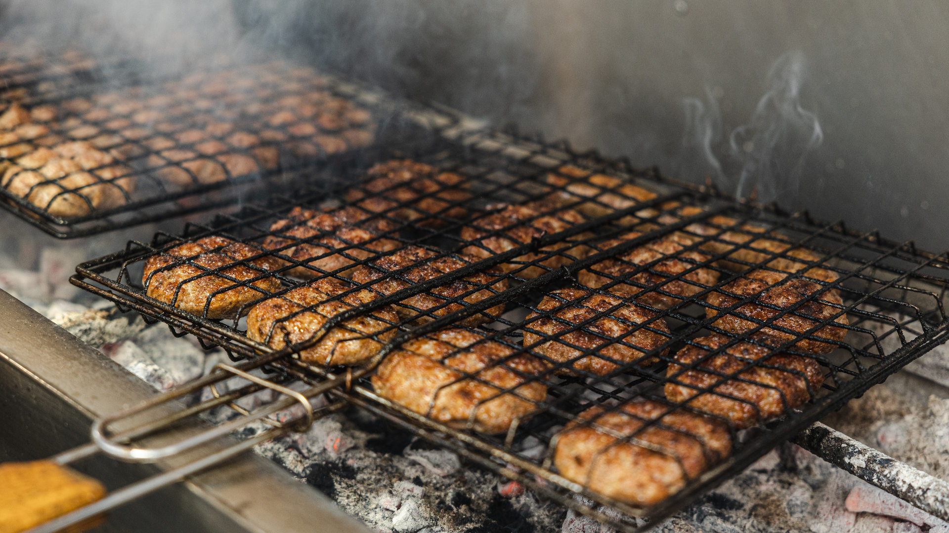 10 αγαπημένες ταβέρνες της Αθήνας και οι σπεσιαλιτέ τους-5