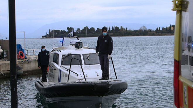 λευκάδα-θαλάσσια-ρύπανση-μετά-από-βύθ-562791550