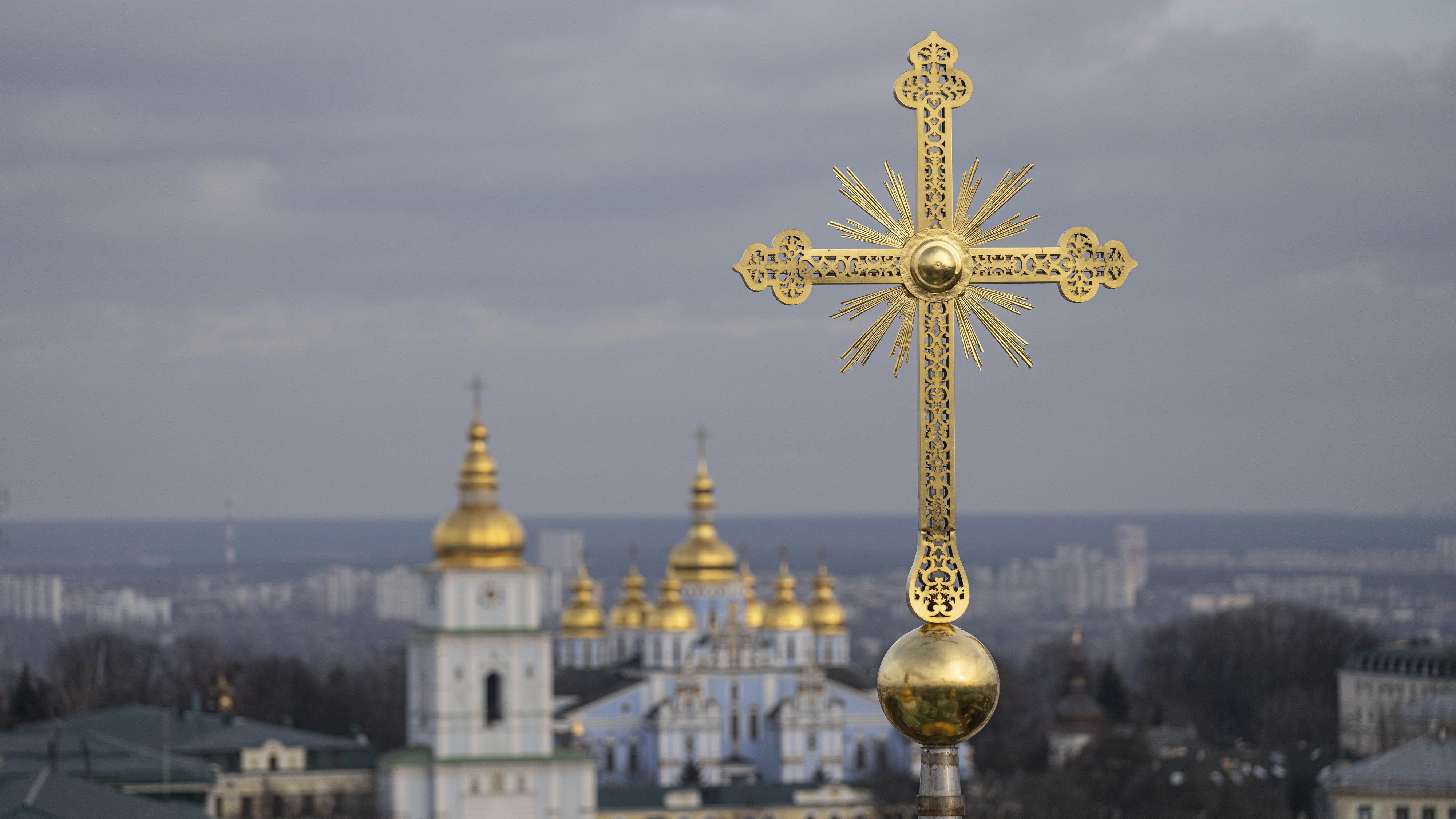 Πρώτα Χριστούγεννα στην Ουκρανία την 25η Δεκεμβρίου-2