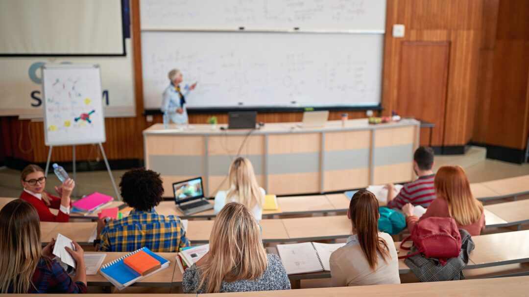 το-ελληνικό-παράδοξο-562789660