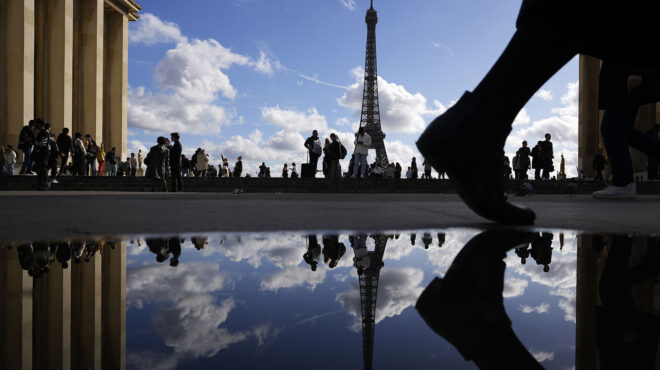 οι-λέξεις-που-σημάδεψαν-το-2023-σε-διάφορε-562780078