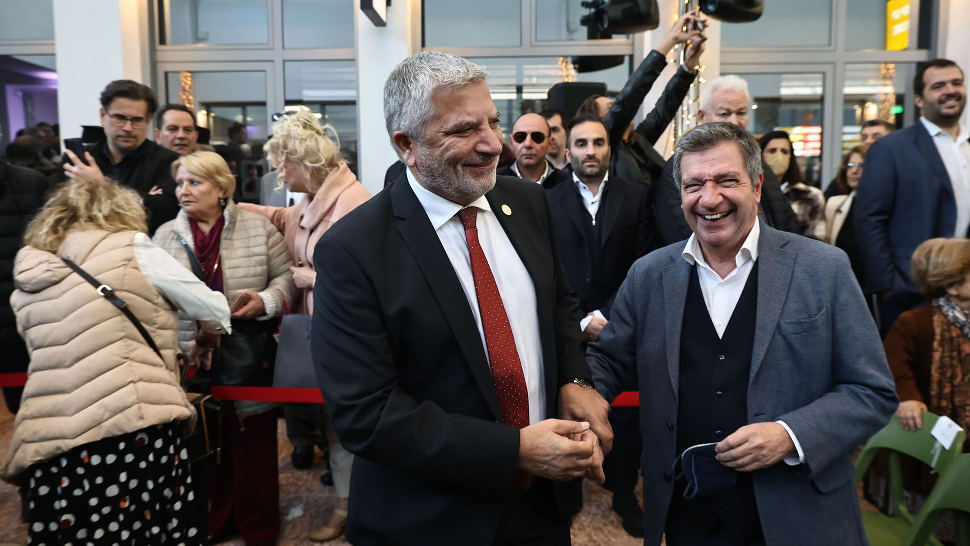 Ορκίστηκε δήμαρχος Αθηναίων ο Χάρης Δούκας – «O δήμος ξαναγυρίζει στις γειτονιές» (φωτογραφίες)-7