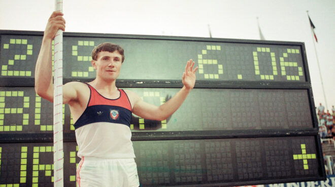 σεργκέι-μπούμπκα-ο-έκπτωτος-ήρωας-τ-562793050