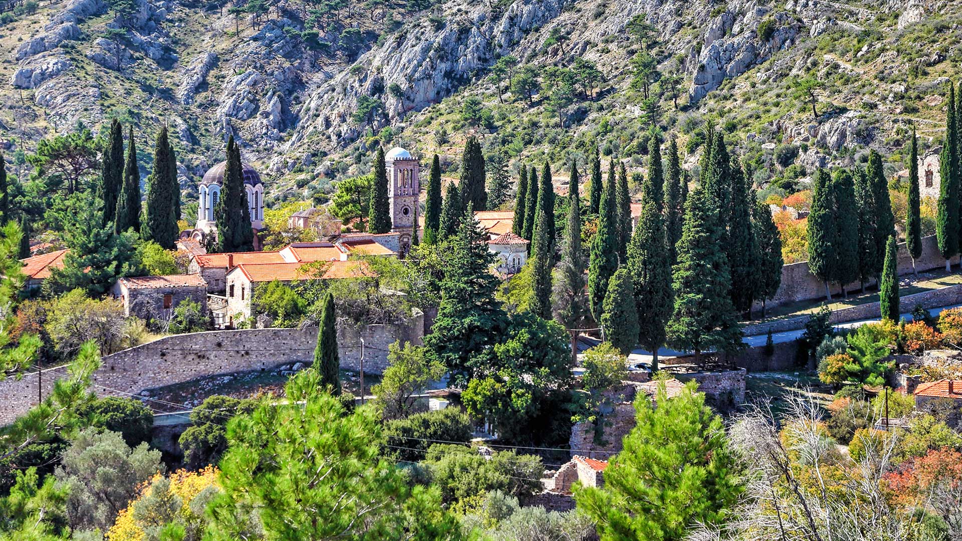 5 ξεχωριστά μονοπάτια για hiking στην Ελλάδα-5