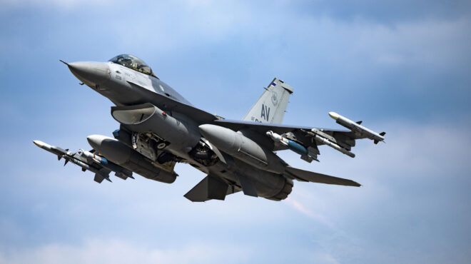 σαουδική-αραβία-συντριβή-μαχητικού-562770643