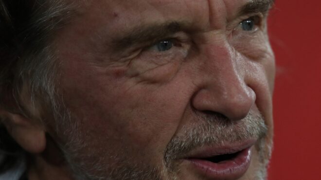 σερ-τζιμ-ράτκλιφ-ο-δισεκατομμυριούχο-562800670