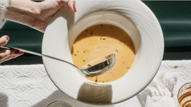 σούπα-σιμιγδάλι-με-τραγανό-προσούτο-562793590