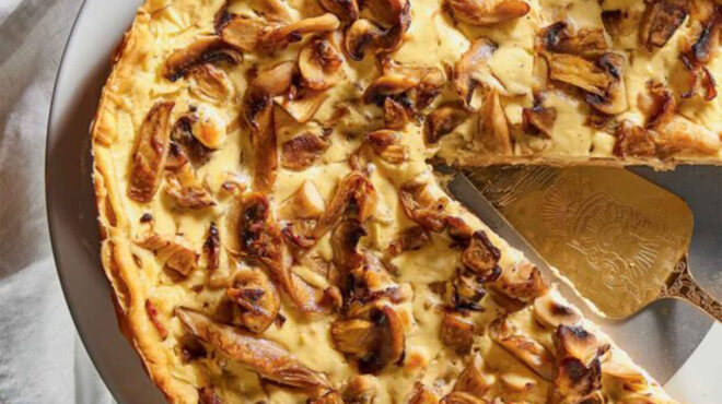 τάρτα-με-μανιτάρια-μπέικον-και-μπεσαμ-562776850