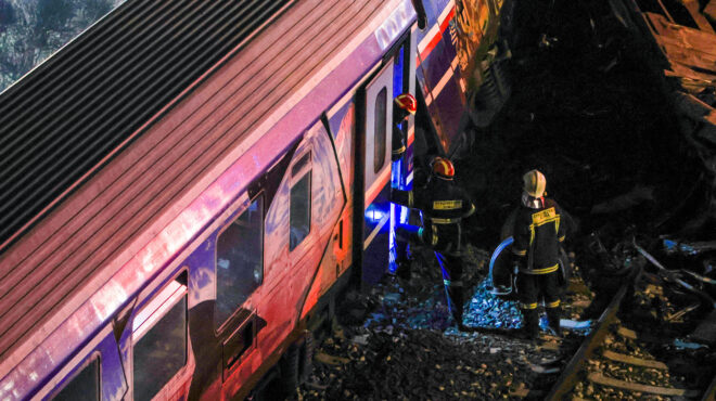 εξεταστική-για-τα-τέμπη-εγιναν-ταυτό-562793863