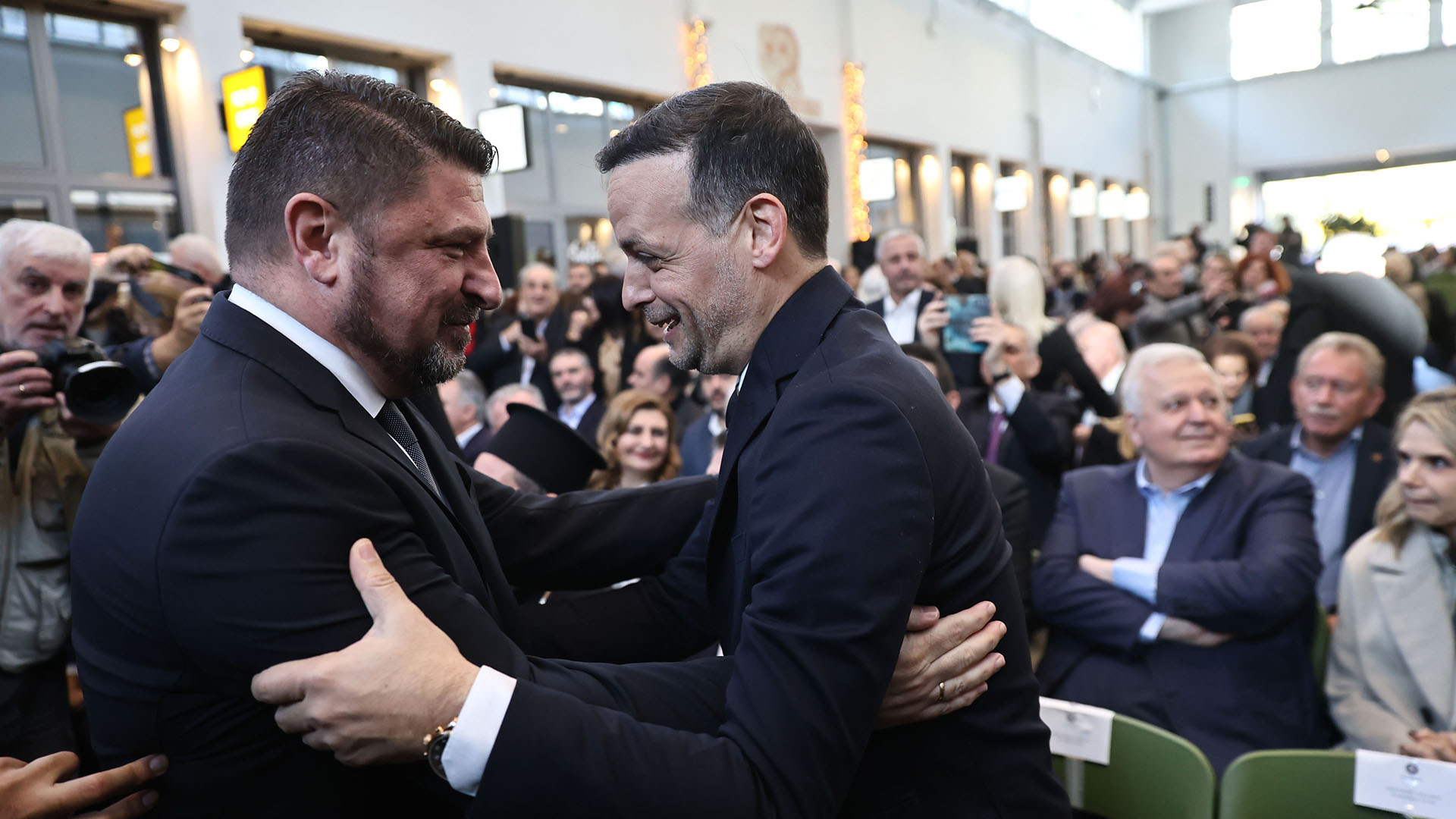 Ορκίστηκε δήμαρχος Αθηναίων ο Χάρης Δούκας – «O δήμος ξαναγυρίζει στις γειτονιές» (φωτογραφίες)-6