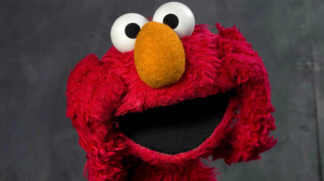 η-απλή-ερώτηση-του-ελμο-που-αποκάλυψε-μ-562858513