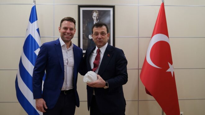 στέφανος-κασσελάκης-συναντήθηκε-με-τ-562817749