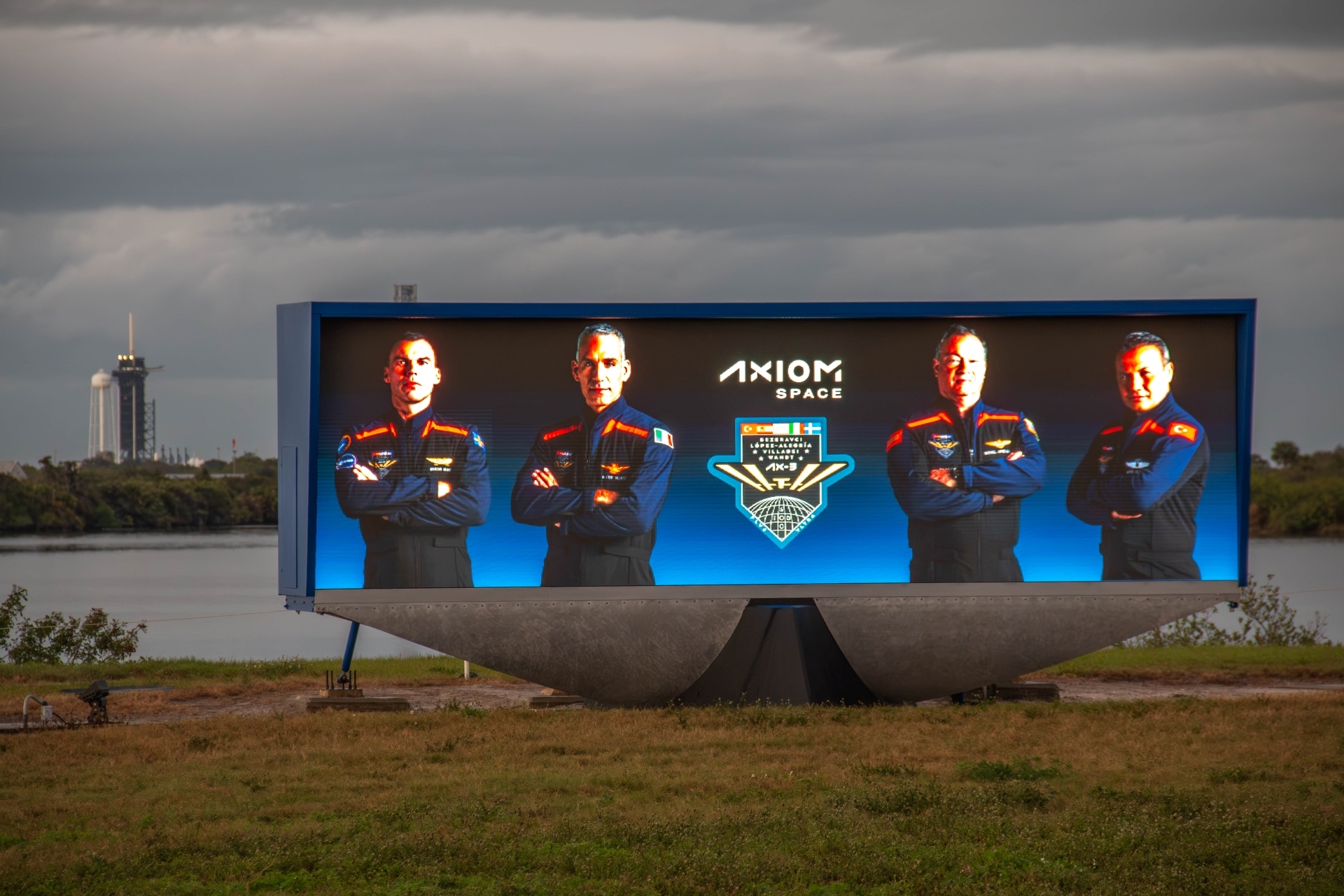 Ημερολόγιο διαστημικού καταστρώματος-14